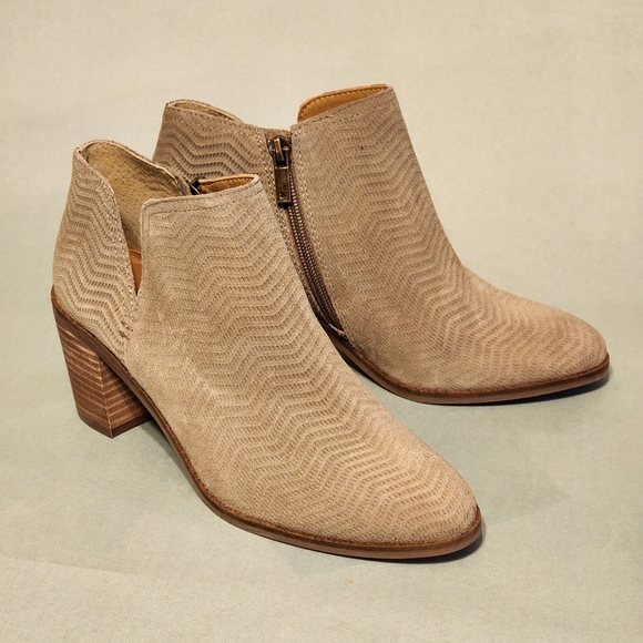 Lucky Brand Pickla booties - Picture 1 of 6